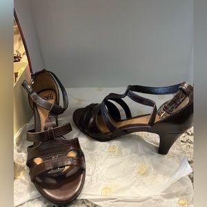 Sofft Brown Sandel heel Sz 8 1/2